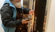 一个工具包一把手电钻，一天挣的赶上半个月工资了！