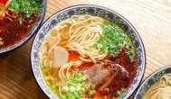 拉州拉面，陕西凉皮，过桥米线，没想到这些小吃这么赚钱！