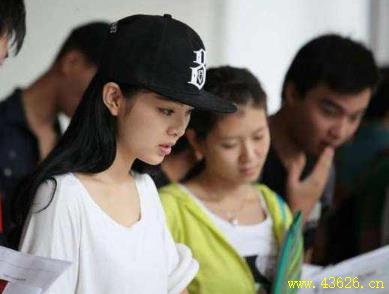 大一新生如何赚钱：分享大学新生如何找兼职赚钱？