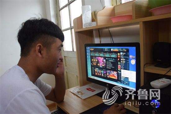现在什么网络游戏能赚钱？目前最容易赚RMB的网游大全
