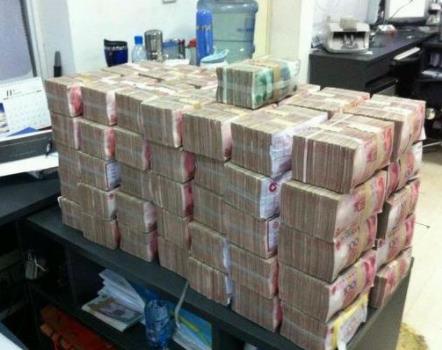 1000万算个啥?那些千万富翁们也挣扎在温饱线上 1000万算个啥?那些千万富翁们也挣扎在温饱线上