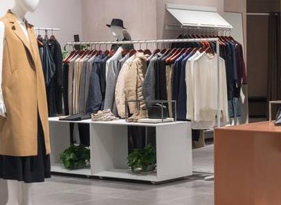 如何开好一家服装店