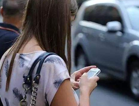 女人没文化做什么赚钱?女人们试下手机赚钱吧g