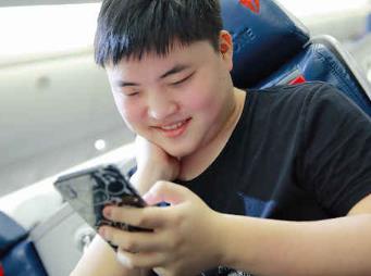 现在玩什么手游可以挣钱？2020新出app赚钱游戏配图