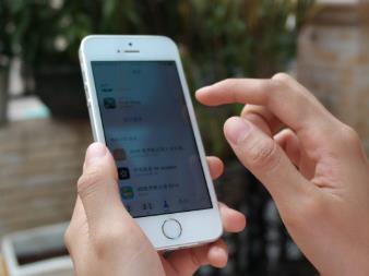 在手机上玩什么赚钱最快?游戏赚钱盒子屋APP不错配图 在手机上玩什么赚钱最快?游戏赚钱盒子屋APP不错配图