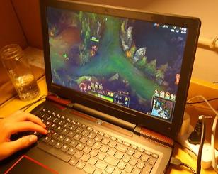 用电脑赚钱一天200：适合在电脑上赚钱的项目推荐配图