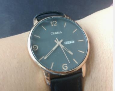 店里卖一块手表能赚多少钱？