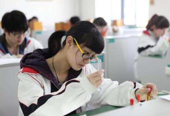 14岁学生赚钱的软件？2020年专为学生赚钱打造的app配图