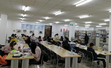 大学生兼职可以做什么线上？一天免费赚100元配图