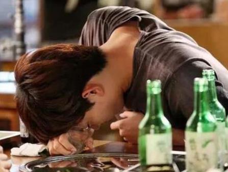 你需要备个借贷app，可以随时借钱