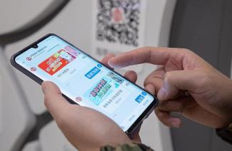 手机每天赚20稳定：这里投稿、玩游戏、做任务均可以赚钱！配图
