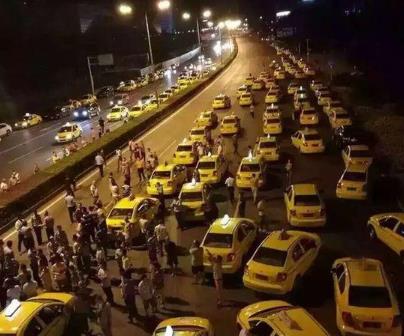 挣钱快,开出租挣钱配图