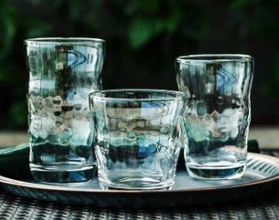 分享了一个观点，就是社群经济的新玩法配图