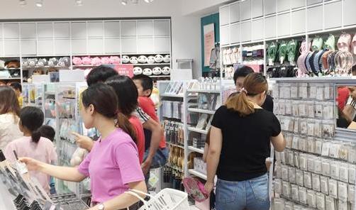 开一家10元饰品店真的赚钱么？谈谈行业内真实现状配图