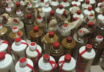 路边高价回收酒水礼品的他们都是怎么赚钱的?配图 路边高价回收酒水礼品的他们都是怎么赚钱的?配图