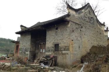 父亲的孤独配图