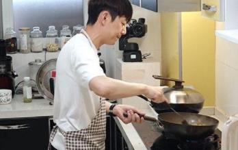 老公回到家很萎靡：我可能要失业了配图