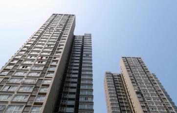 卖了28层的房子,换成了4层配图 卖了28层的房子,换成了4层配图