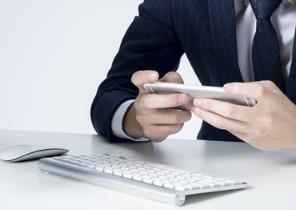 现在手机上打什么游戏最赚钱？配图