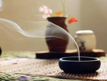 凡所发生，没有偶然，皆是必然配图