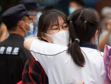 《那年中考》 我的准考证不见了配图
