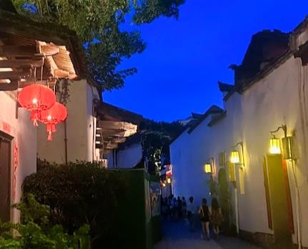 苦而不言,喜而不语,中年人变得越来越沉默配图 苦而不言,喜而不语,中年人变得越来越沉默配图