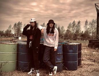 永远不要在任何人那里迷失自己配图 永远不要在任何人那里迷失自己配图