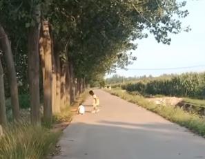 我今年32岁,嫁到上海已经6年了配图 我今年32岁,嫁到上海已经6年了配图