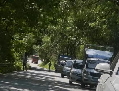 近些年的时间似乎被摁下倍速配图 近些年的时间似乎被摁下倍速配图