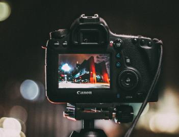 短视频剪辑接单怎么做？如何学习制作剪辑短视频？配图