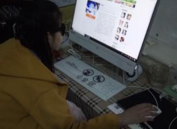 不想出门在家里网上做什么兼职能赚到钱?配图 不想出门在家里网上做什么兼职能赚到钱?配图