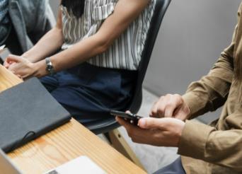 外地出了一趟差，发现我的工作位置被占了配图