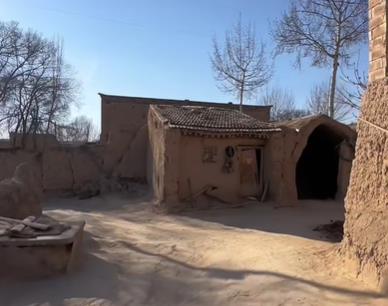 父亲是个泥瓦工配图