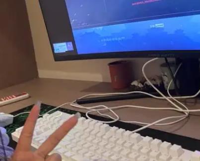 做网站还能赚钱么？目前做哪类网站比较赚钱？配图