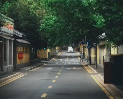 以前我总是想不明白互相喜欢为什么还要分手配图