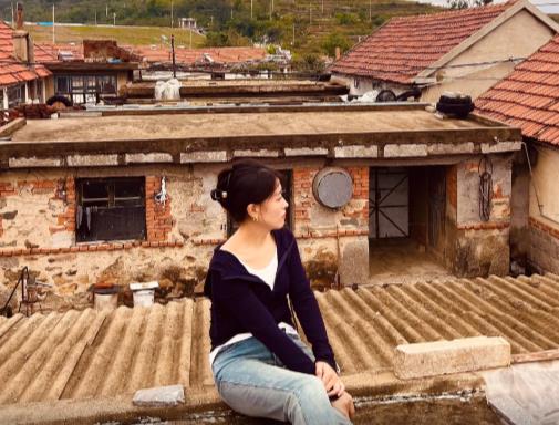 乡愁是一口家乡的味道，是老妈平房上晒的地瓜干配图