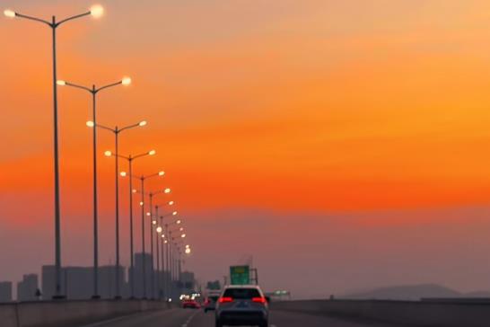 “一个女人的“书卷气” 是一个人最向往的气质柔如溪配图 “一个女人的“书卷气” 是一个人最向往的气质柔如溪配图